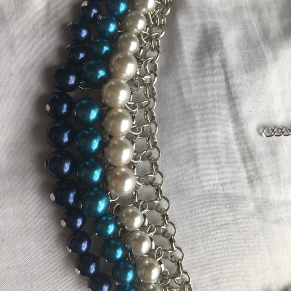 Layered Bauble Necklace - Picture 4 of 4